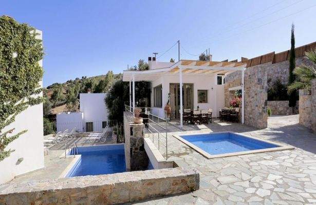 Kreta, Heraklion: Idyllisches Ökotourismus-Hotel mit Pools, Gärten und atemberaubender Aussicht zu verkaufen