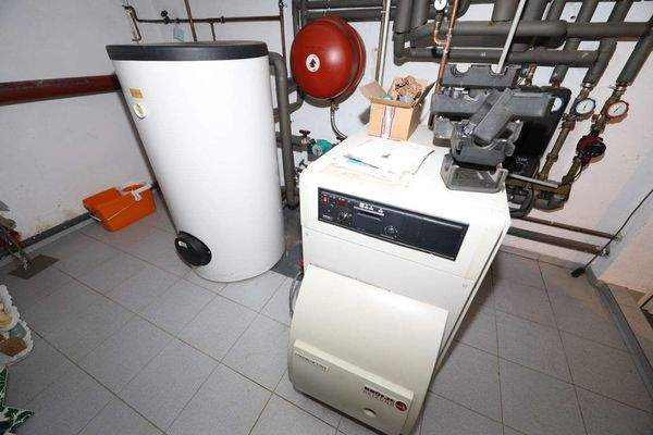 Nürnberg, Fischbacher Hauptstraße 165-30.jpg