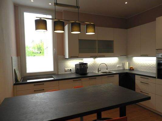 Küche mit Essplatz II.JPG