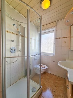 Badezimmer EG
