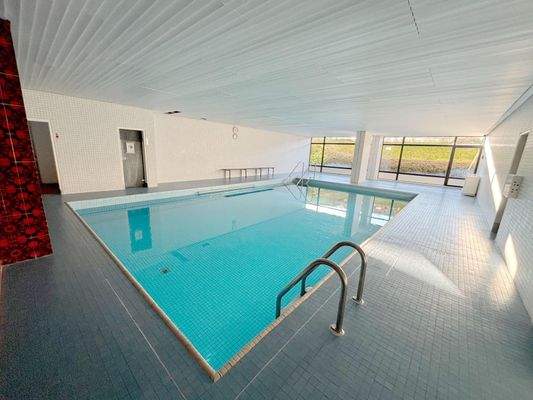 Schwimmbad inklusive!