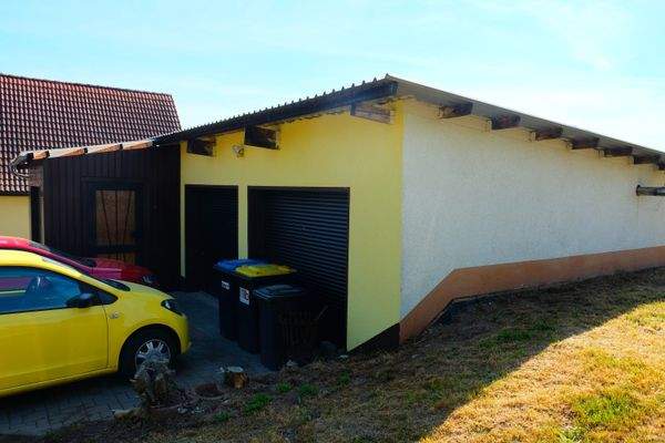 11 Doppelgarage und Carport.JPG