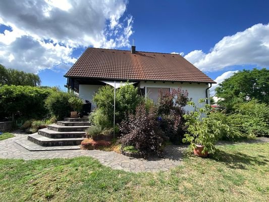 Ansicht Terrasse und Garten