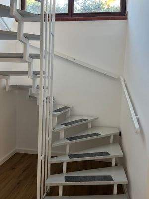 Treppe UG