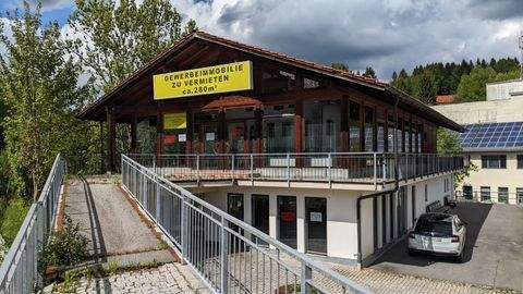 Spiegelau Ladenlokale, Ladenflächen 