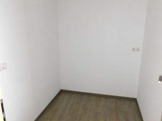 prakt., der Abstellraum