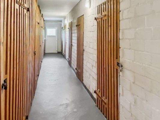 Kellerräumlichkeiten