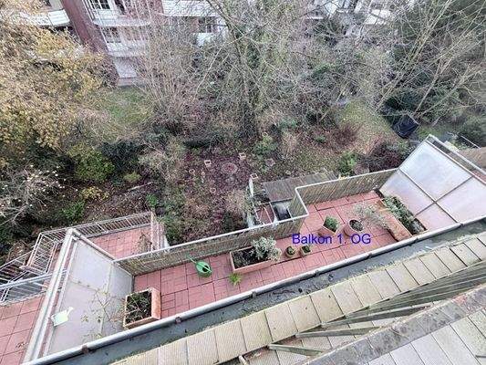 Blick vom Balkon 2. OG