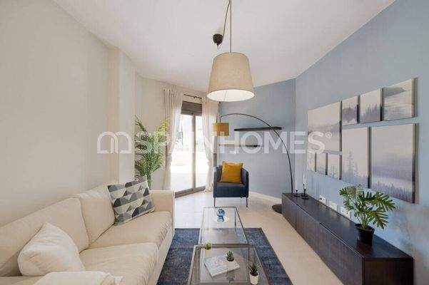 Apartments in a Complex with Swimming Pool in Vélez-Málaga