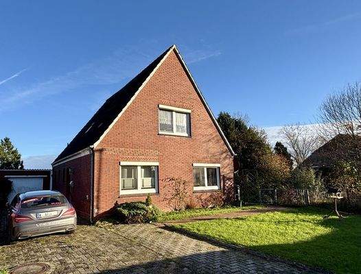 Außenansicht / Auffahrt