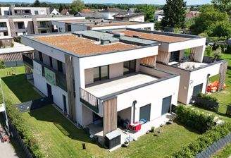 Dachterrasse erhoeht.jpg