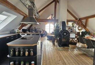 Küche und Esszimmer 