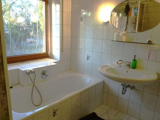 Wohnung Dachgeschoss Bad