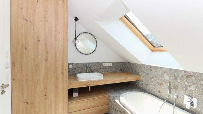 Tageslichtbad im Obergeschoss