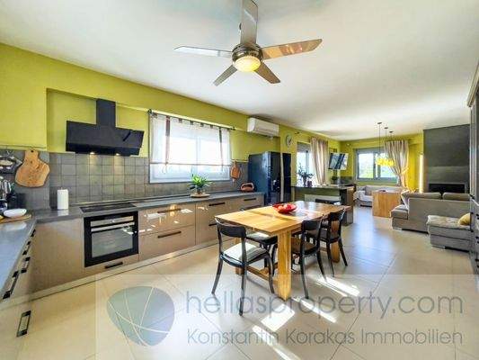 img_faaf8f92-b075-42f4-ae0d-2f10923175a3