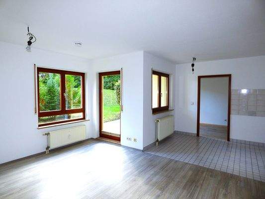 Wohnzimmer / Offene Küche