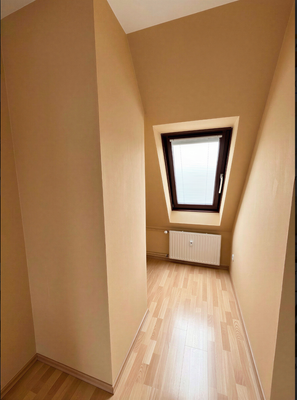 Kleines Zimmer im Dachgeschoss