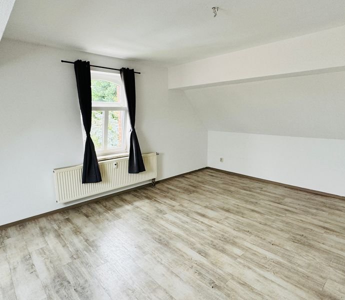 1 Zimmer Wohnung in Wernburg