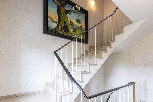 Treppenaufgang zum OG