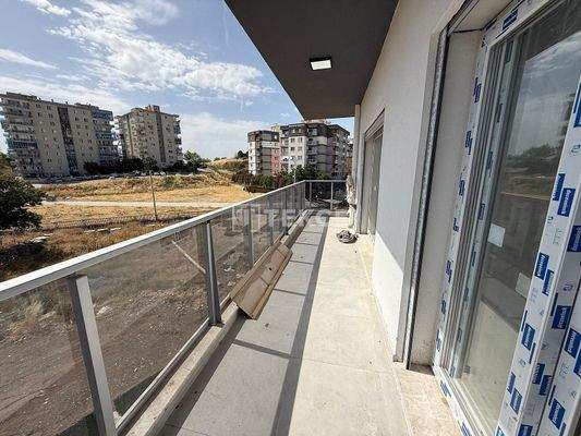 Apartments with City-View in a New Building in Çiğli