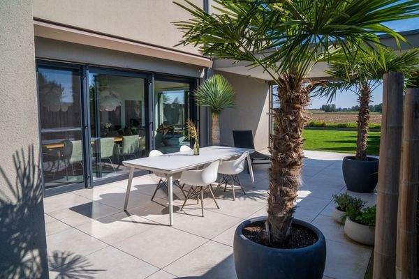 Weitläufige Terrasse