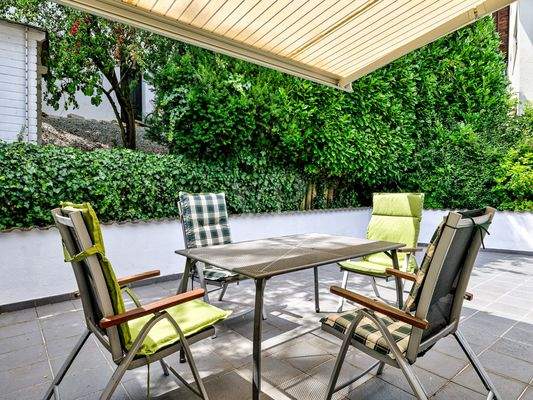 Großzügige Terrasse