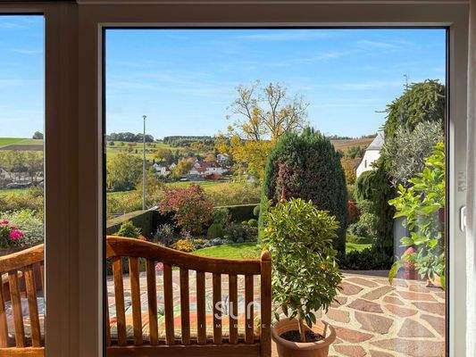 IHRE RUHIGE TRAUMLAGE