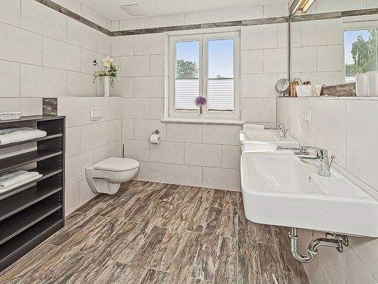 Badezimmer Erdgeschoss