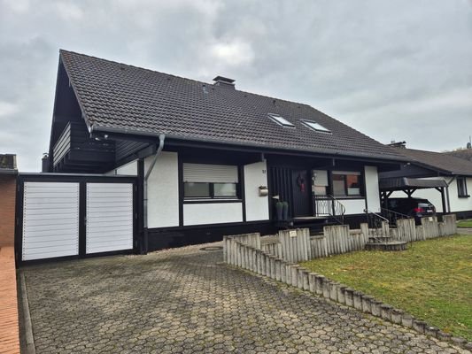 Hausansicht Straße.jpg