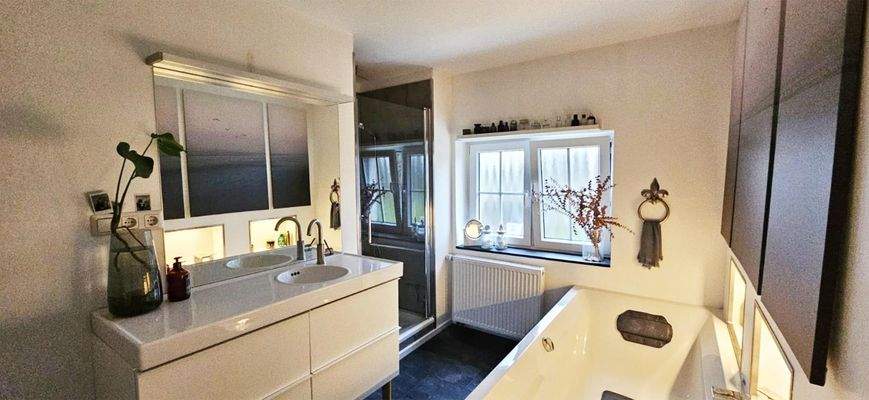 Badezimmer - Dachgeschoss