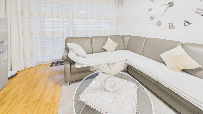 CAM04777G0-PR0044-STILL029