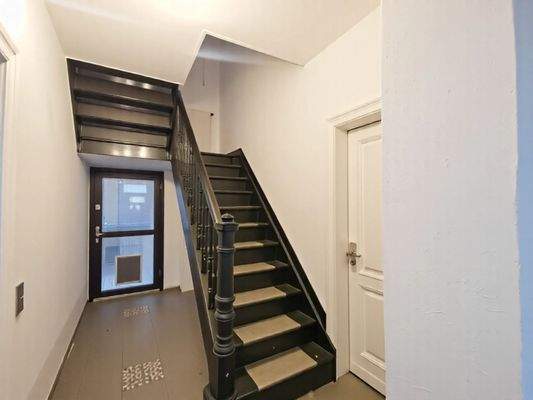 Treppenhaus 2 Vorderhaus KI