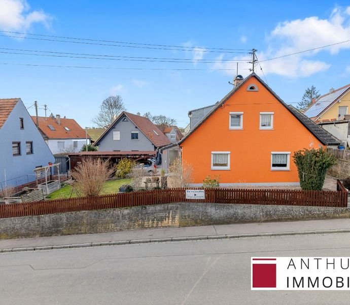* Käuferprovisionsfrei*  Das ideale Haus für die kleine Familie in Neusäß/Schlipsheim