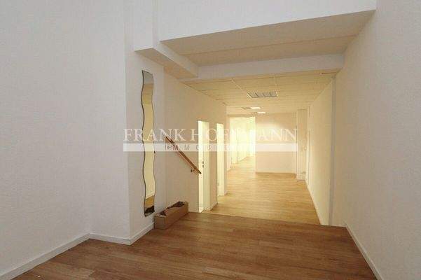 M2490 Eingangsbereich 1.1