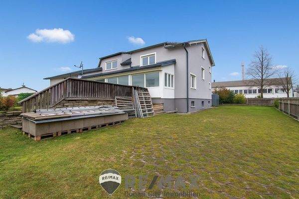 Bild 16, Außenansicht Gartenseite