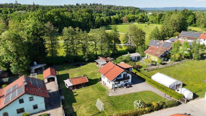 Herrliches Grundstück