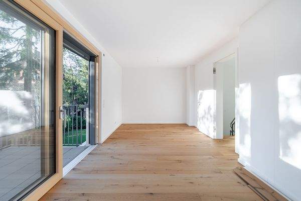 Schlafzimmer mit Balkon