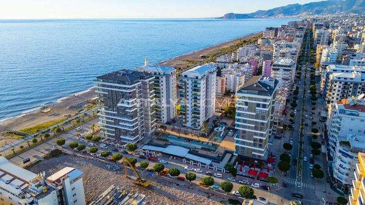 Apartments with Rich Social Facilities in Mahmutlar Alanya