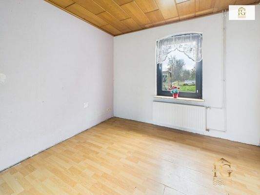 Arbeits oder Kinderzimmer