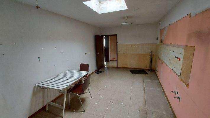 Haus Bj. 1975 Küche Bild 8