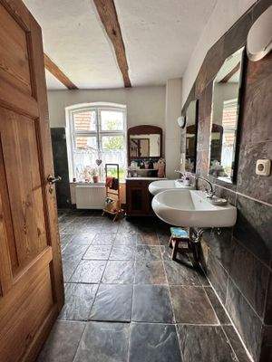 EG Badezimmer (2).jpg