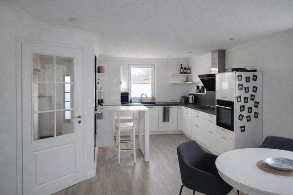 Küche mit Essbereich