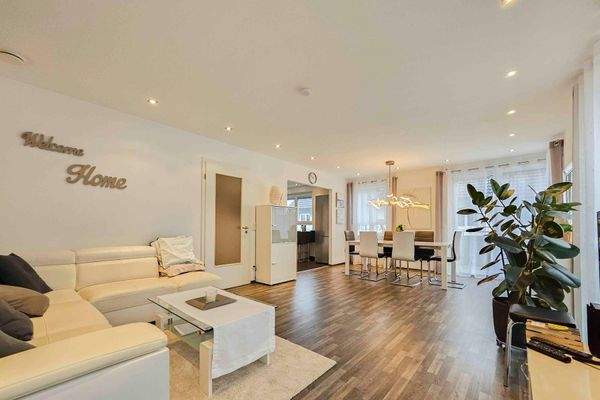 Wohn- Essbereich OG Bild 2