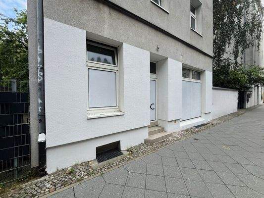 Straßenansicht Gewerbe