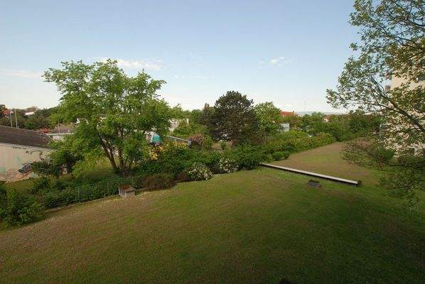 Köhler-Immobilien - Blick vom Schlafzimmer 1