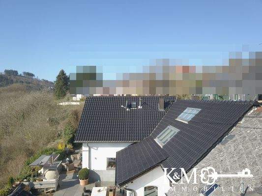 Einfahrt- Eingangsbereich