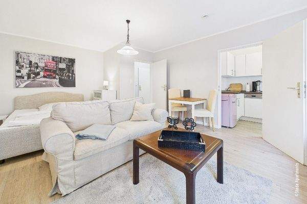 Wohn- und Schlafzimmer