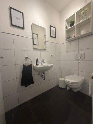 Modernes Badezimmer