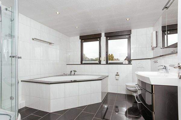 Schöne Wellness Bad