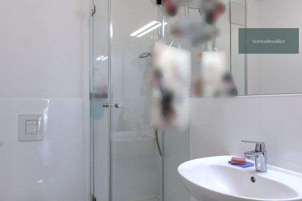 Kleineres Badezimmer